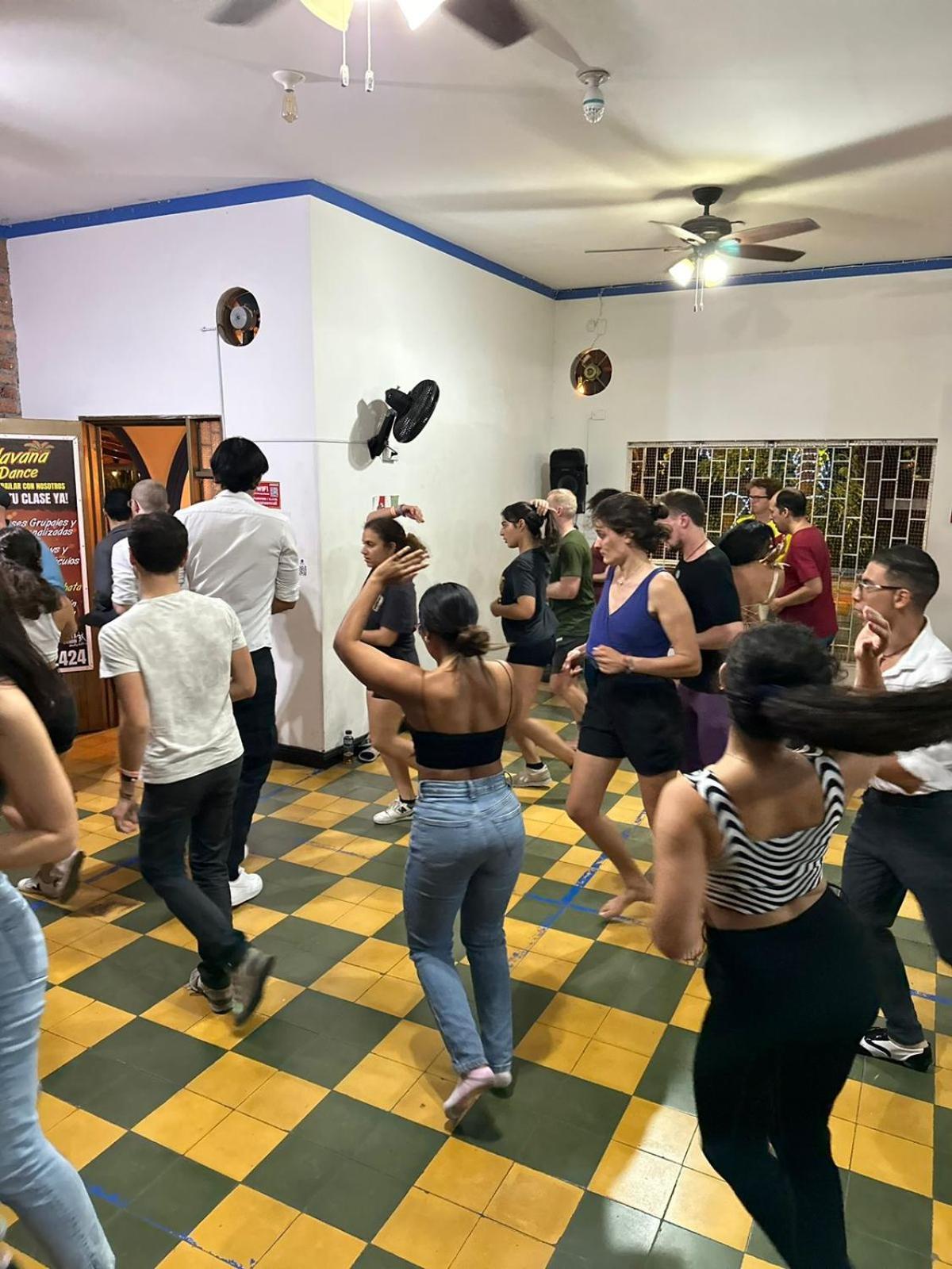 Havana Hostel Cali & Dance School Eksteriør billede