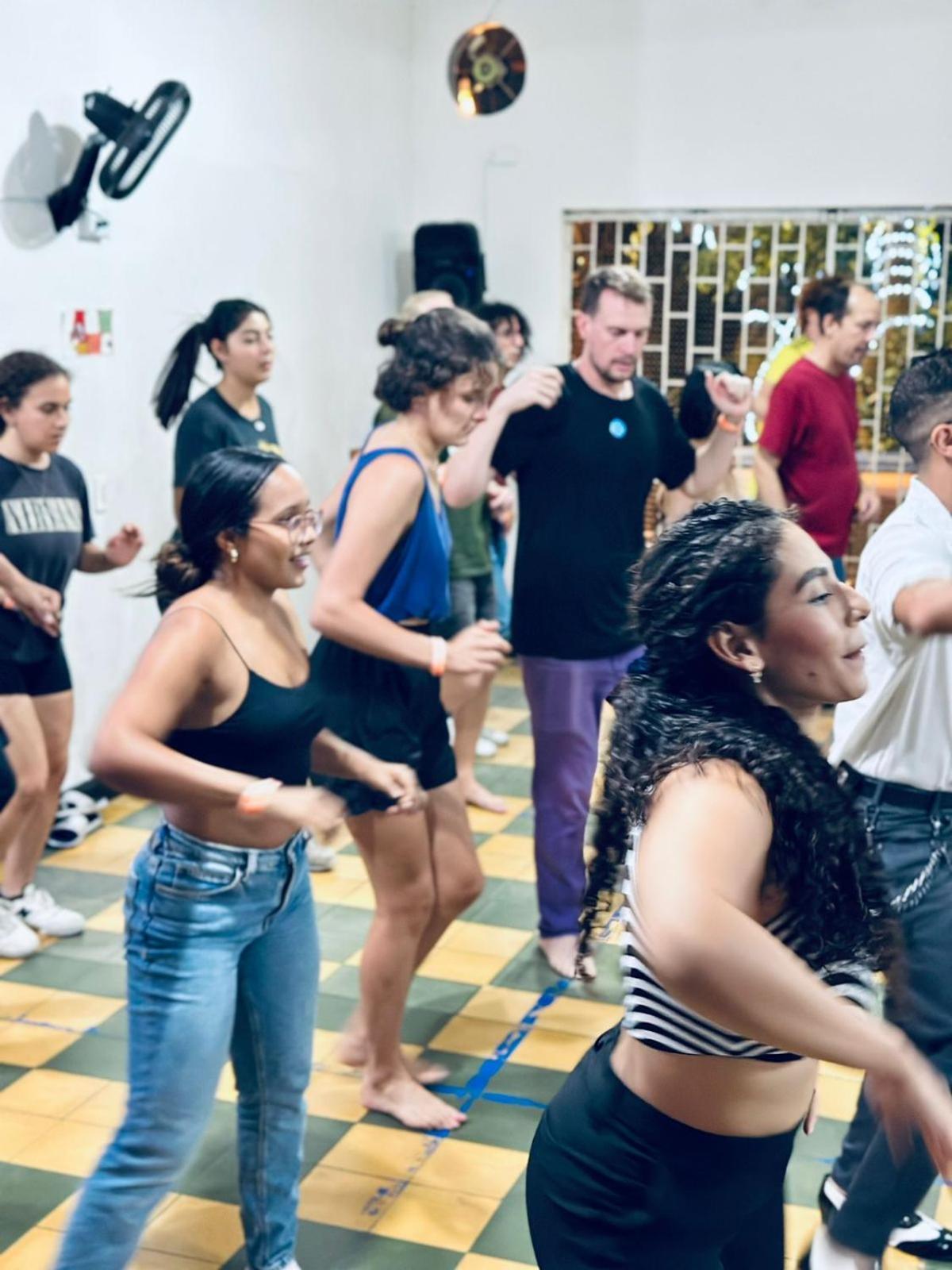 Havana Hostel Cali & Dance School Eksteriør billede